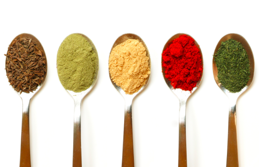 9 condimente deosebite pentru mancaruri delicioase