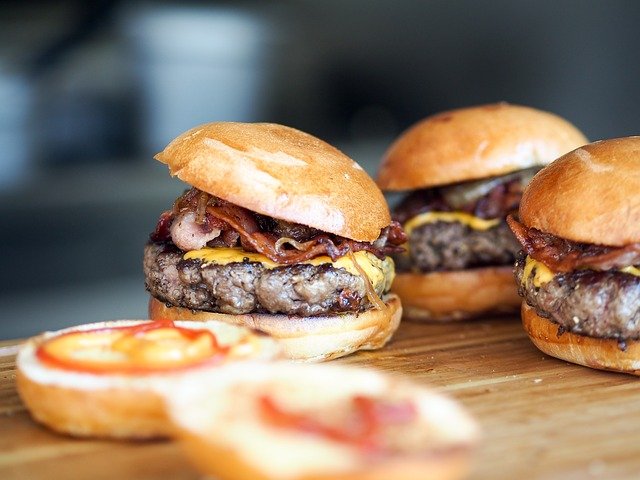  6 sfaturi pentru a reduce consumul de mancare fast-food