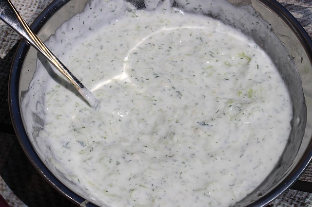 Cu ce puteti sa inlocuiti sosurile grele din alimentatie