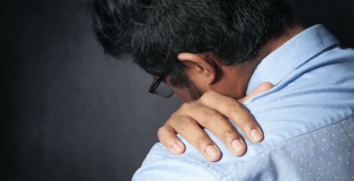 Durerea lombara care revine constant: cand poate ascunde o problema mai serioasa