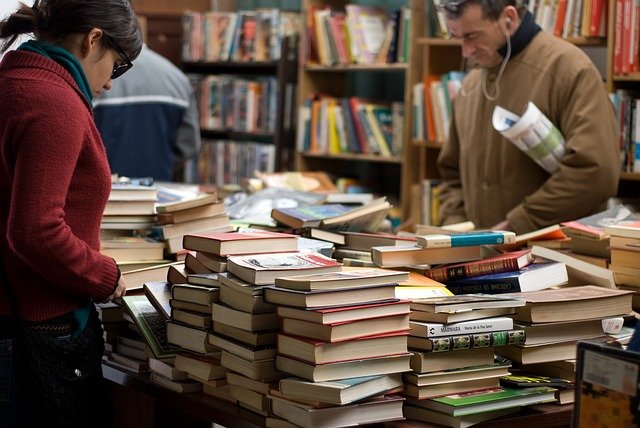 TOP 5 lucruri pe care le puteti cumpara second-hand