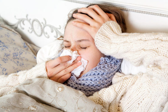 Testul pentru detectarea gripei. Cum se realizeaza si cand e necesar sa il faci