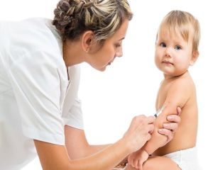Se reia imunizarea copiilor cu vaccin hexavalent