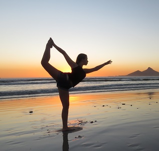 Stres si oboseala? Yoga te ajuta sa te concentrezi si sa gasesti echilibrul!