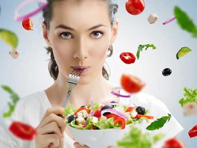 Ce alimente te ajuta sa te concentrezi la job