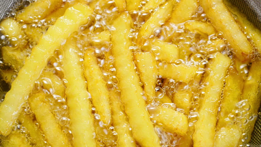 Ce tip de ulei este mai sanatos pentru prajirea cartofilor?