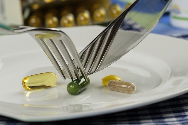 Suplimentele alimentare: Cum sa iei corect vitaminele si mineralele