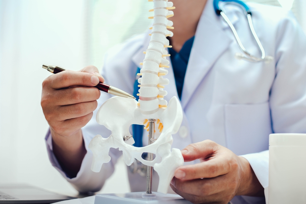 Care este diferenta dintre reumatologie si ortopedie? Afla de la Centrokinetic