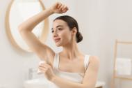 Cum sa alegi cel mai eficient deodorant pentru protectie de lunga durata