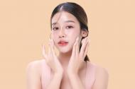 Secretul pielii de portelan: Cum sa iti construiesti rutina K-beauty ideala