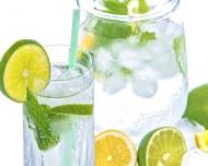 10 lucuri pe care trebuie sa le stii despre apele minerale naturale si apele de izvor