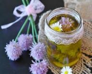 5 uleiuri naturale pentru ingrijirea parului uscat si deteriorat