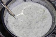 Cu ce puteti sa inlocuiti sosurile grele din alimentatie