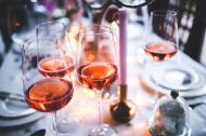 Semne care iti arata ca a devenit o problema consumul de alcool