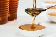 Top beneficii ale consumului de miere