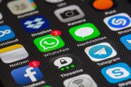 TOP 3 aplicatii din telefonul mobil care iti usureaza viata