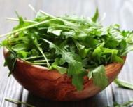 5 verdeturi de primavara care iti detoxifica organismul
