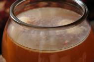 Kombucha, ciuperca din borcanul cu ceai. Beneficii pentru sanatate