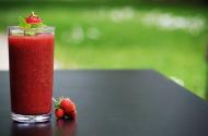 Smoothie cu capsuni si banane - Cum se prepara