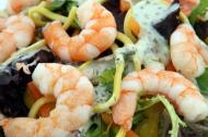 Cum sa prepari cea mai delicioasa salata cu creveti