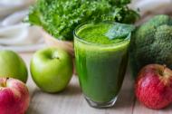 5 smoothie-uri care te vor ajuta sa slabesti